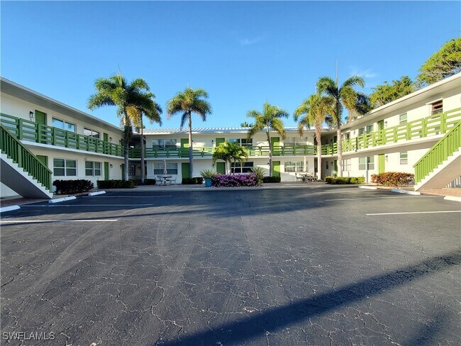 Foto del edificio - 975 9th Ave S