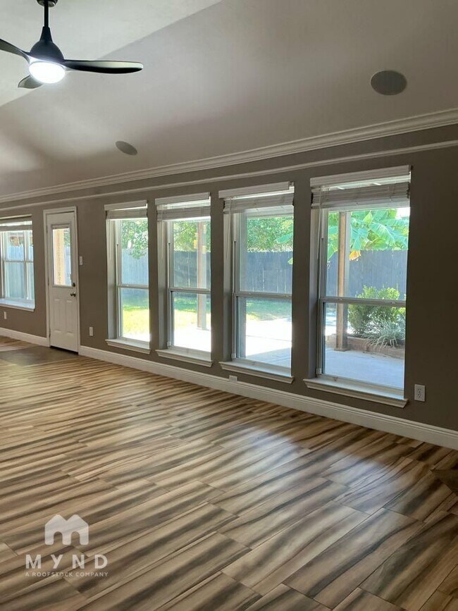 Building Photo - 6314 Piedra Negras Ct