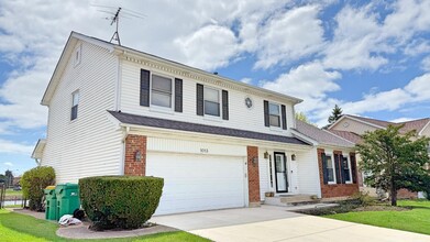 Building Photo - 1013 Pear Tree Ln