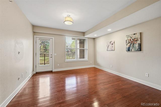 Foto del edificio - 2240 Clay St
