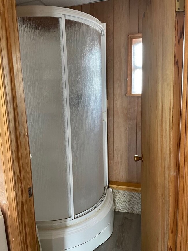 Foto del edificio - Lakeview Ranch Located in a Quiet Neighborhood