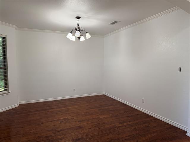 Foto del edificio - 7720 Mapleridge Dr