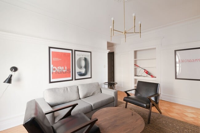 Photo du bâtiment - 1245 Rue Saint-Marc