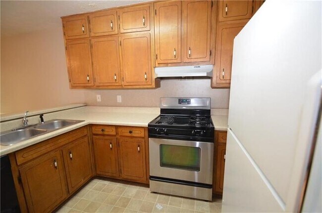 Foto del edificio - 4175 Pine Valley Rd