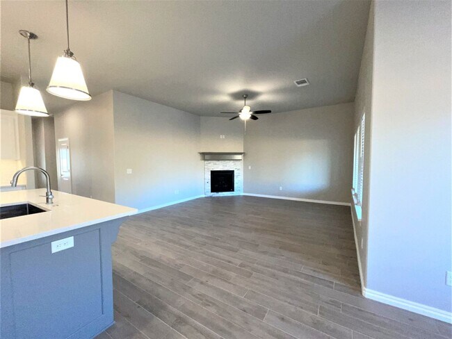 Foto del edificio - Brand New Home In Delmer Lakes!!!