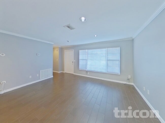 Building Photo - 2641 Gleneagles Dr