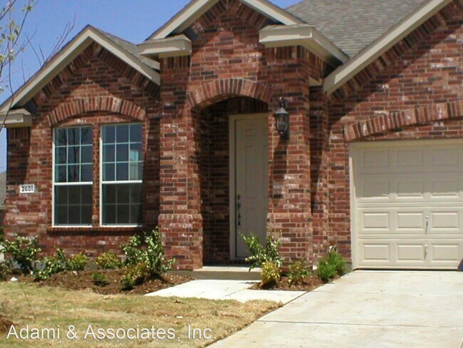 Building Photo - 3 br, 2 bath House - 2601 Hereford Road
