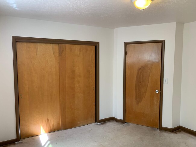 East Bedroom - 1889 S 2600 E