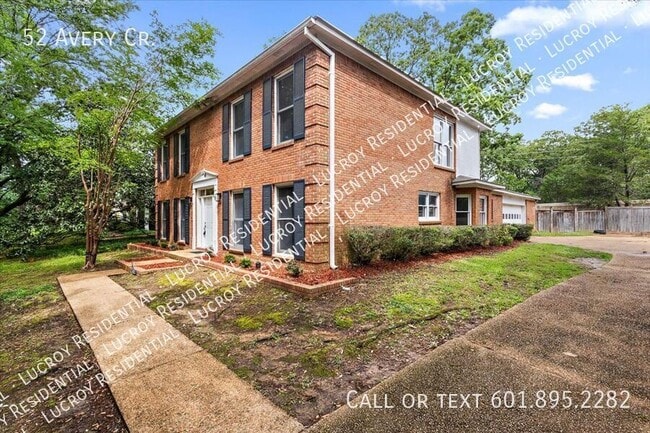 Building Photo - 52 Avery Cir