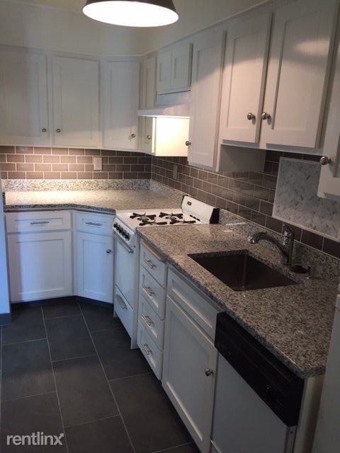 Building Photo - 1 br, 1 bath Apartment - 4417 Holly Street 1S