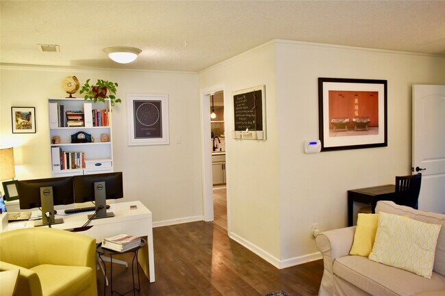 Foto del edificio - 4624 Verone St