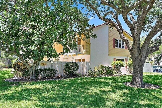 Foto del edificio - 154 Seabreeze Cir