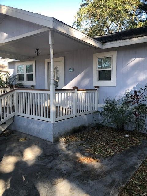 Building Photo - 1802 E Comanche Ave