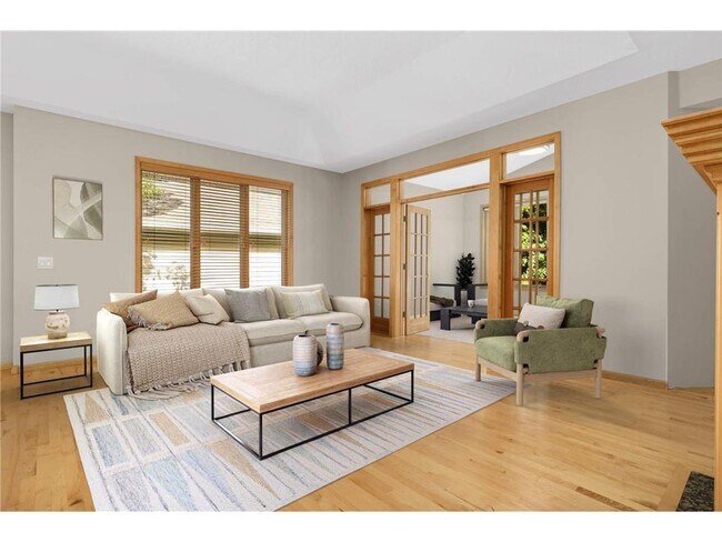 Foto del edificio - 9280 Blackoaks Ct N