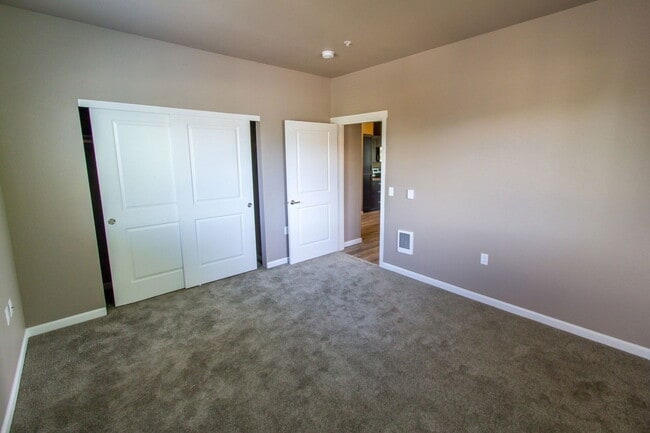 Foto del edificio - 4245 Hawthorne Ave NE