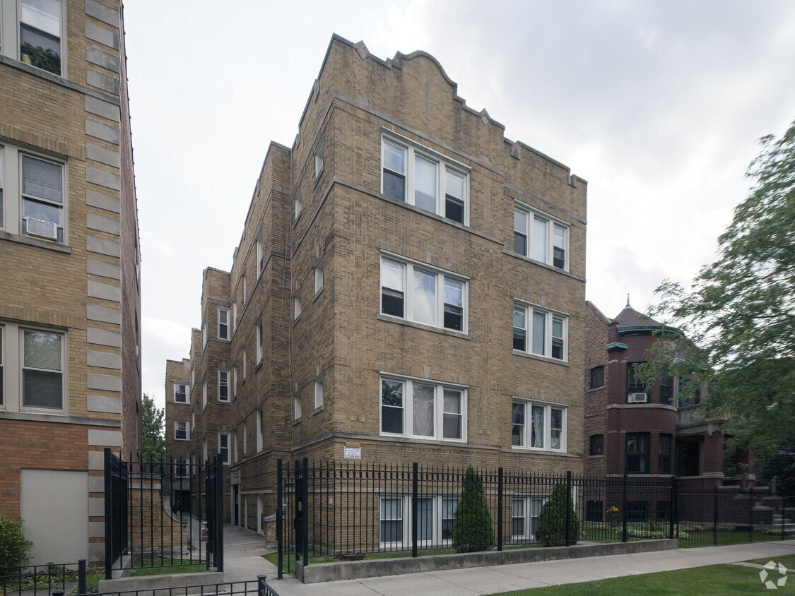 3309 W Palmer St, Chicago, IL 60647 Apartments in Chicago, IL