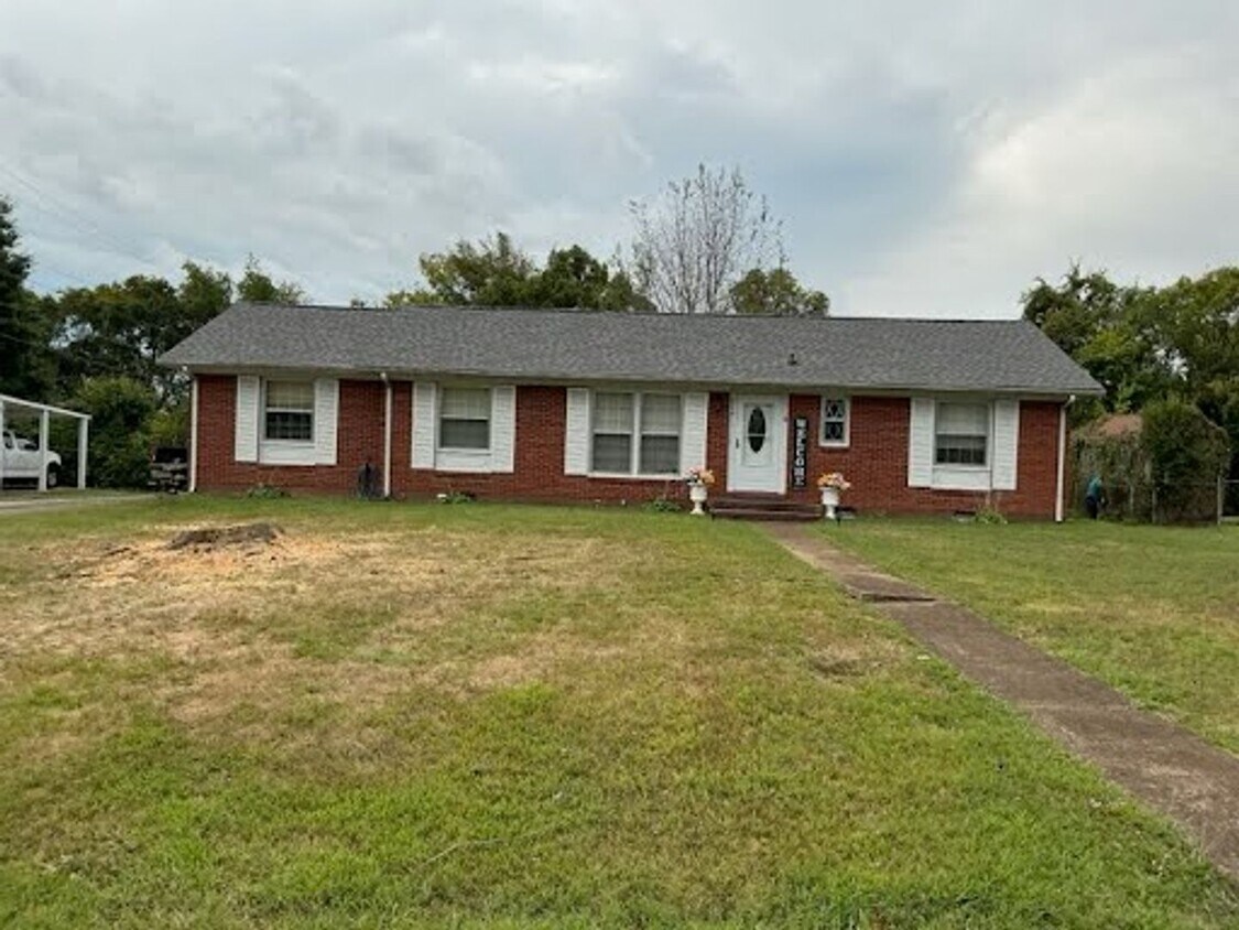 Foto principal - 514 Wren Rd