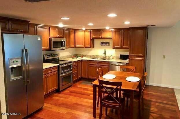 Foto del edificio - 7910 E Camelback Rd