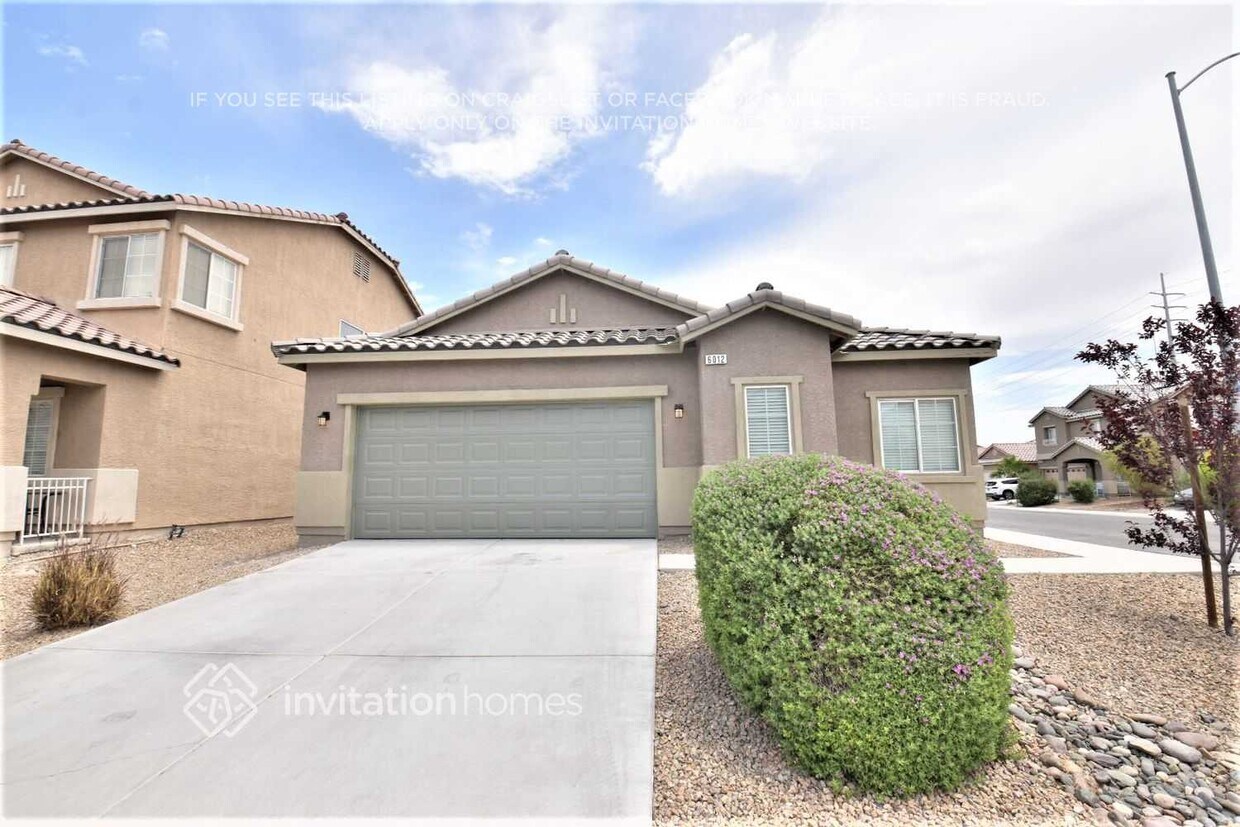 Foto principal - 6012 N Leaping Foal St