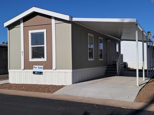 Building Photo - 2701 E Allred Ave