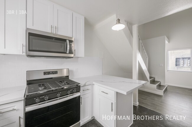 Foto del edificio - 6043 Eleanor Ave