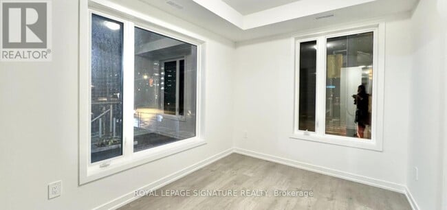 Building Photo - 1650 Victoria Park Ave