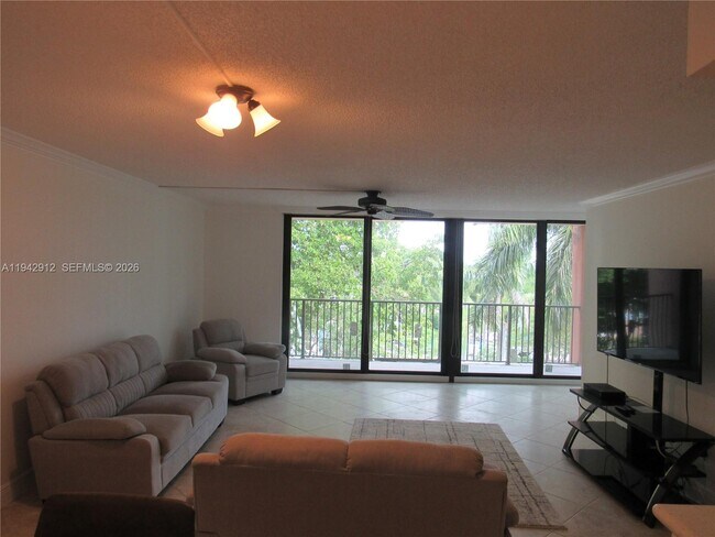 Building Photo - 1101 River Reach Dr