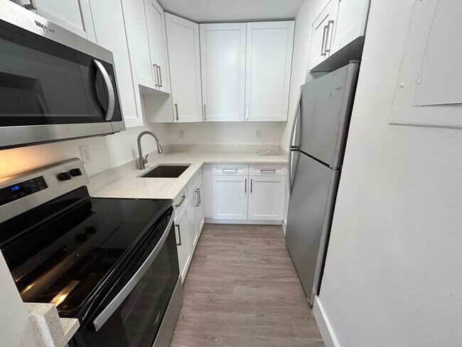 Foto del edificio - 281 NW 40th St