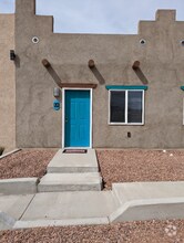Building Photo - 651 S Union St