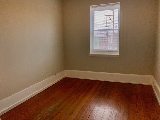 Foto del edificio - 2635 E Lehigh Ave