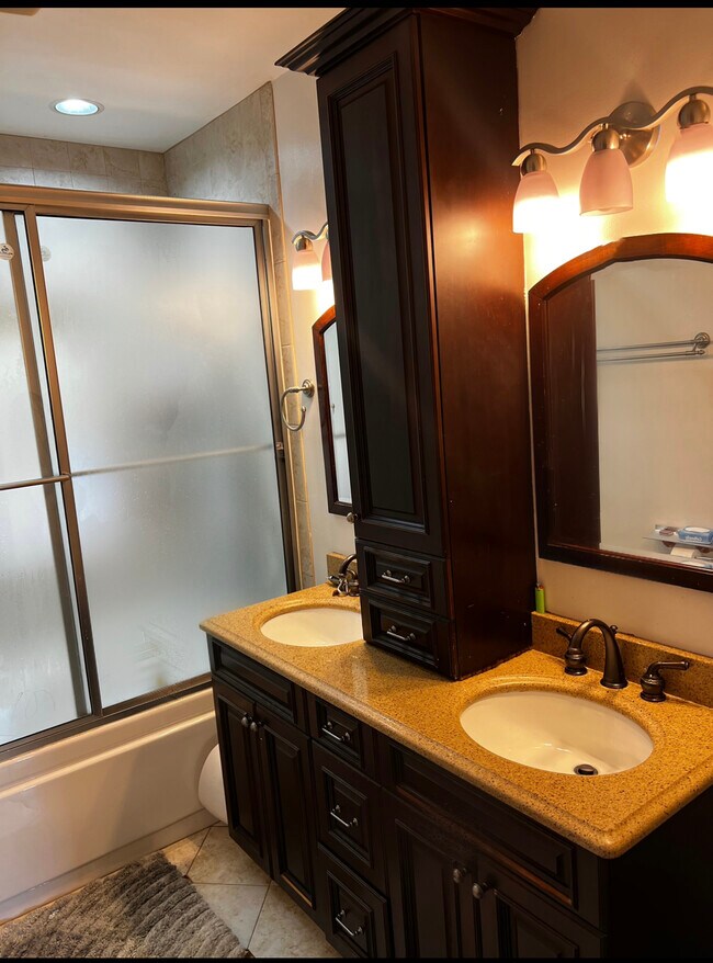 4954 W Cullom Ave, Chicago, IL 60641 House for Rent in Chicago, IL