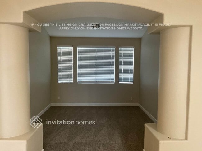 Foto del edificio - 6016 Golden Saddle St