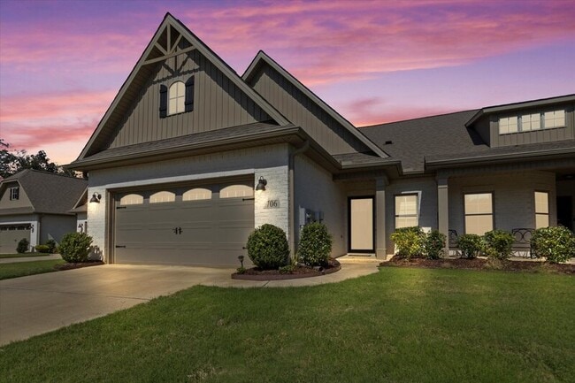 Building Photo - 706 Spritz Dr SW