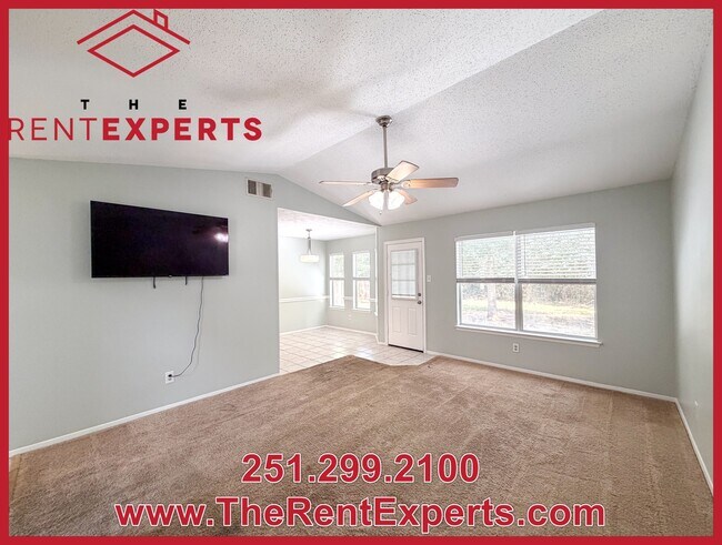 Foto del edificio - 9570 Royal Woods Dr N