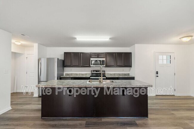 Foto del edificio - 1619 Hooper Court