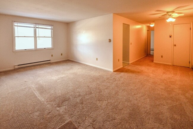 Living Room - 426 Winthrop Dr