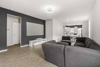 Building Photo - 25722 Hickory Pecan Trl