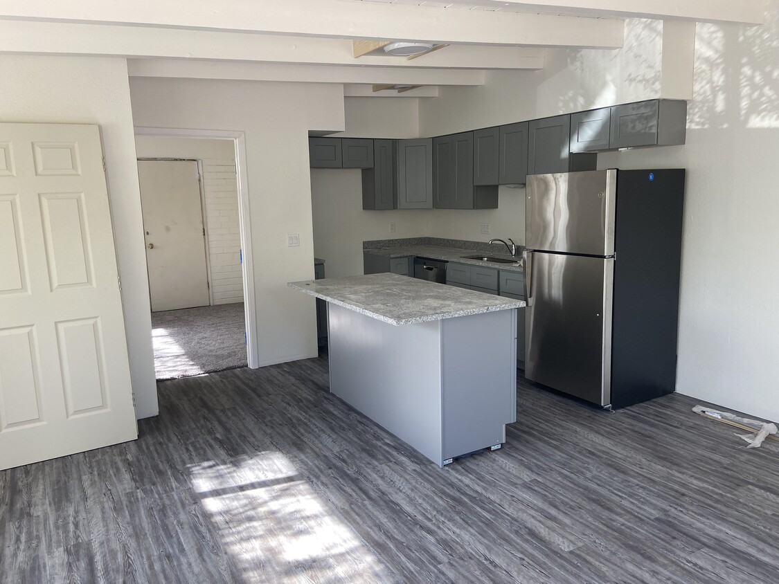 Foto principal - 424 N Norris Ave