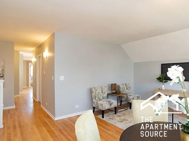 Photo - 3729 N Clifton Ave Apartment
