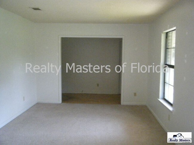 Building Photo - 2701 Pine Forest Rd