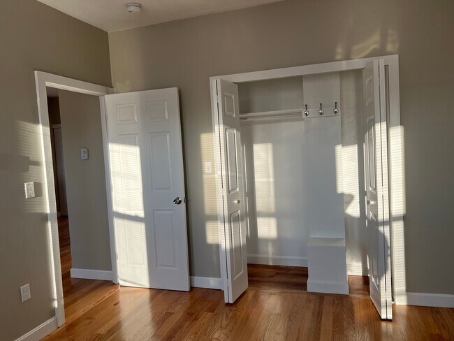 Foto del edificio - 1084 Dorchester Ave