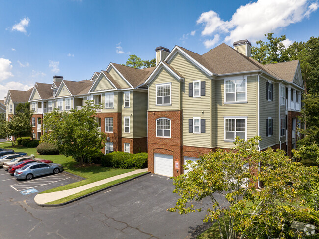 Building Photo - Flats at North Springs