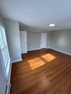 Photo du bâtiment - 574 Main St