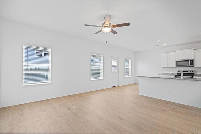 Foto del edificio - 14500 Wahlbergs Wy