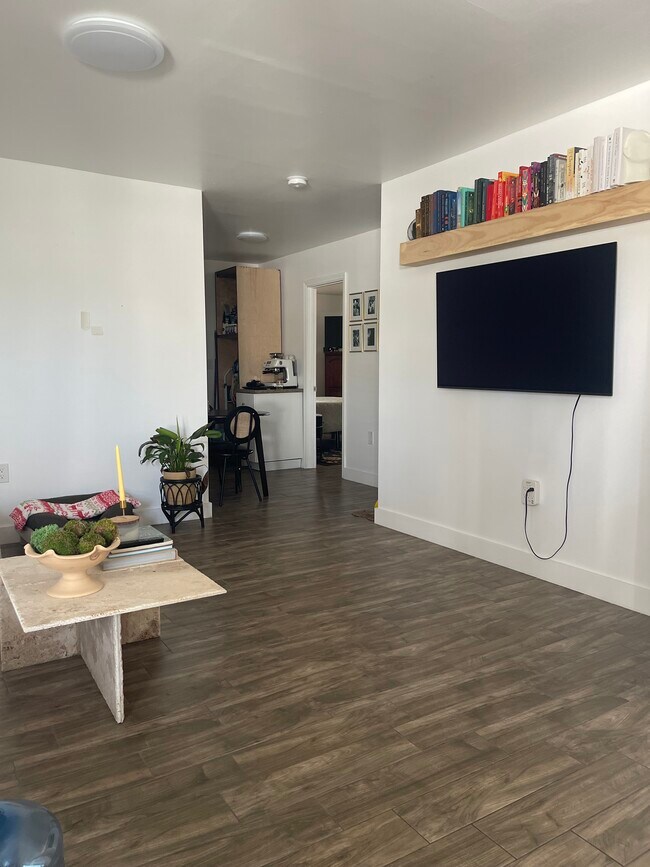 Foto del edificio - 512 NE 166th St