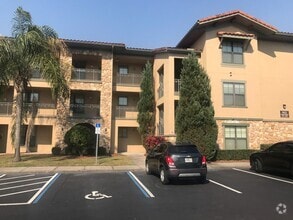 Building Photo - 912 Charo Pkwy