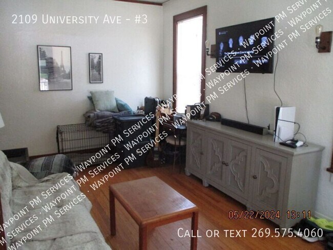 Foto del edificio - 2109 University Ave