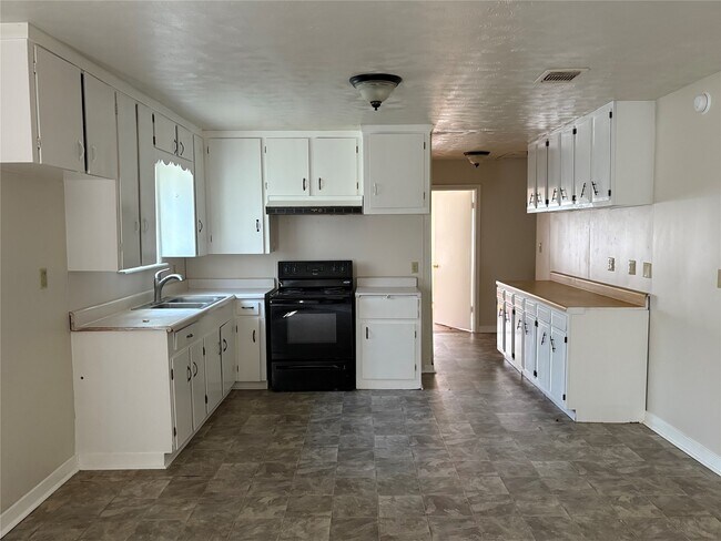 Foto del edificio - 3922 County Rd 704