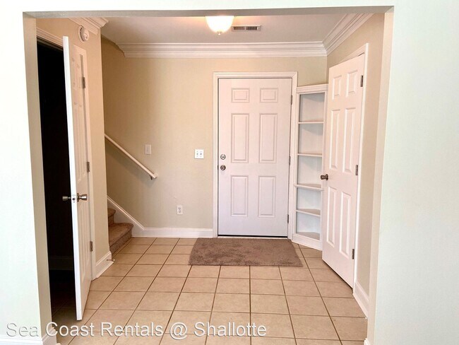 Building Photo - 3 br, 2.5 bath House - 947 Elderberry Ln