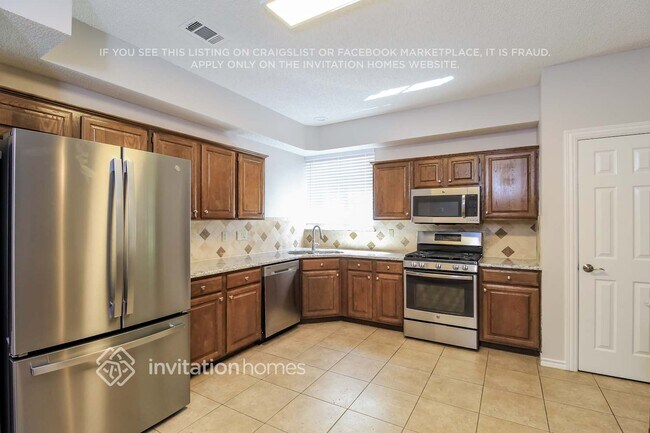 Foto del edificio - 18749 Vista Del Sol